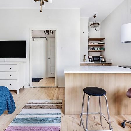 Wehost Modern And Well-Equipped Studio With A View @Viides Linja 3 Apartment Helsinki Bagian luar foto